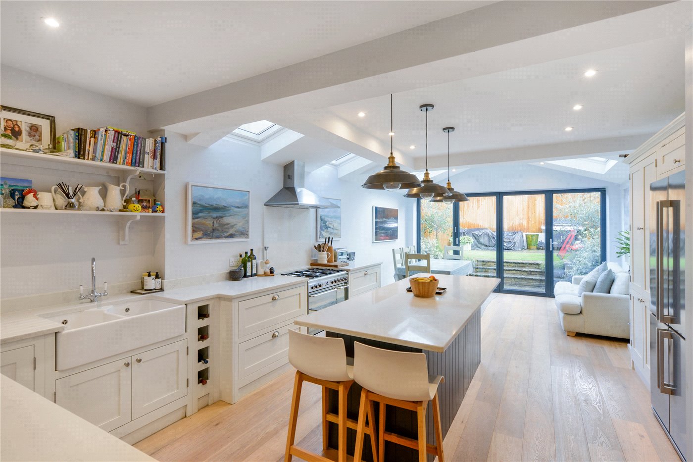 Kitchen& Living Room